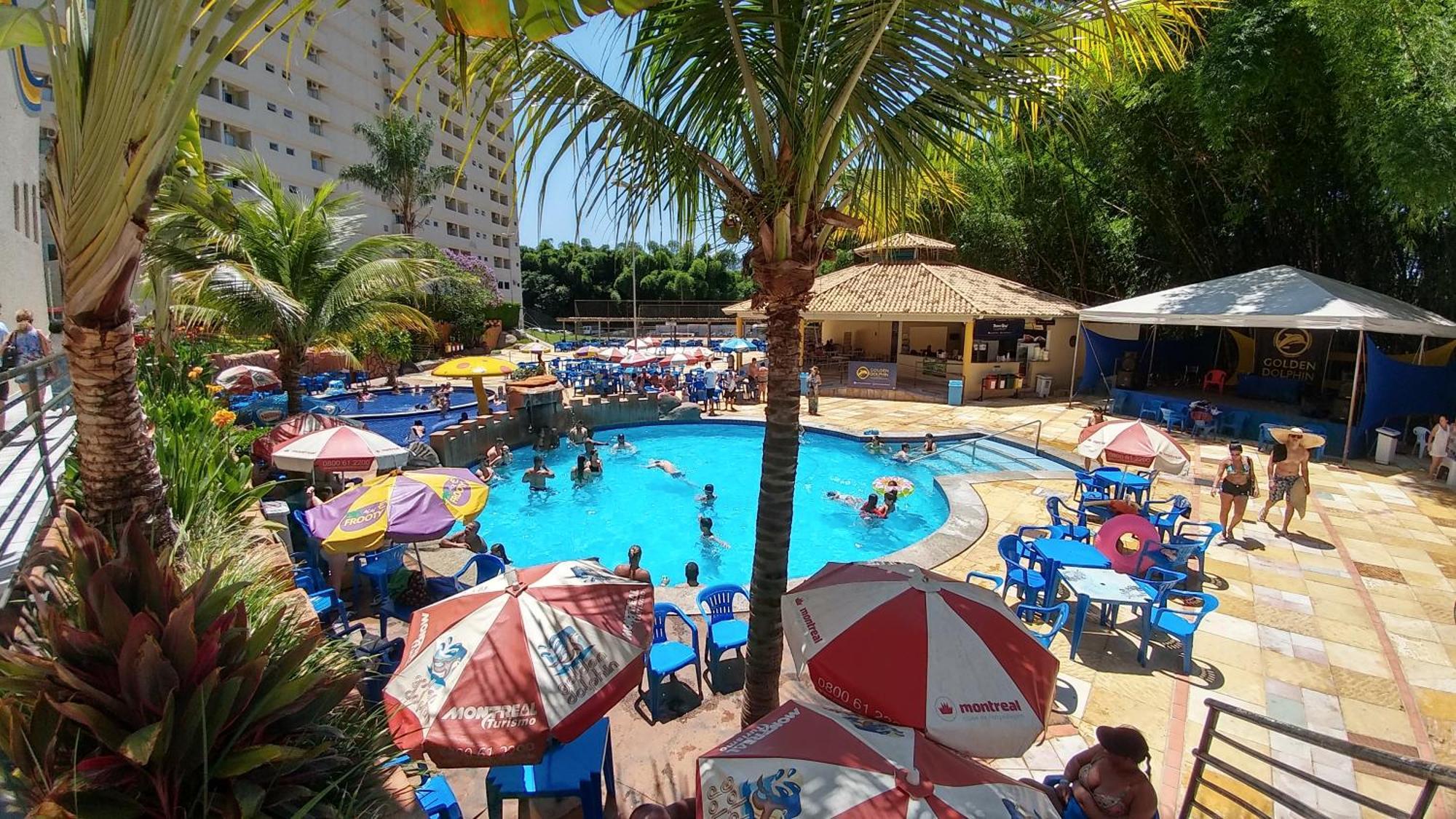 Golden Dolphin Grand 410 - - 3 E 1 Crianca Ate 5 Anos - - Goias